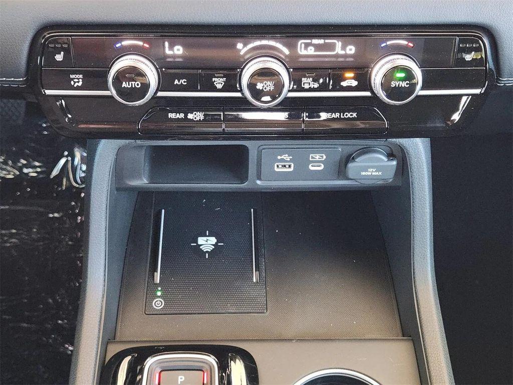 new 2025 Honda Pilot car, priced at $47,427