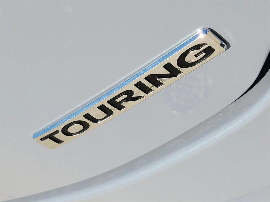 new 2025 Honda Pilot car, priced at $47,427