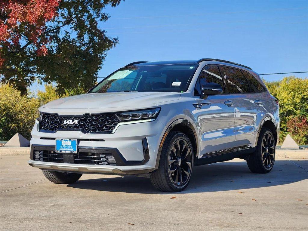 used 2022 Kia Sorento car, priced at $27,900