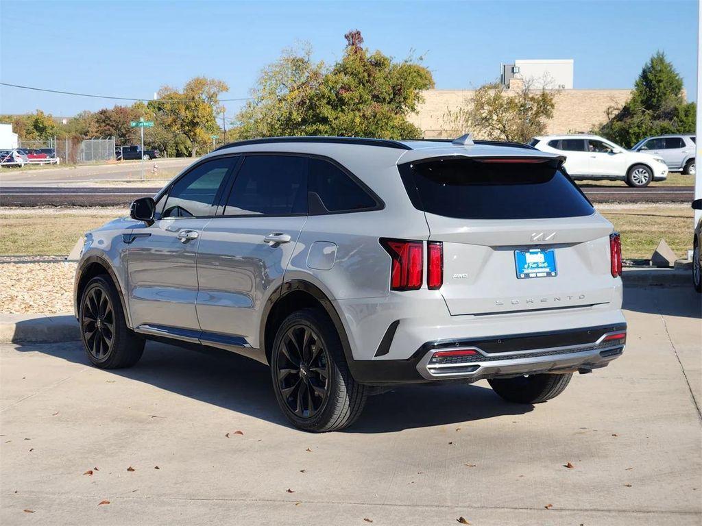 used 2022 Kia Sorento car, priced at $27,900