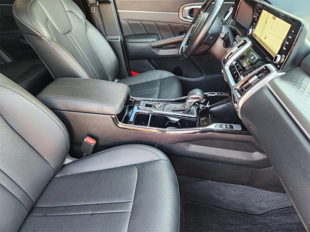 used 2022 Kia Sorento car, priced at $27,900