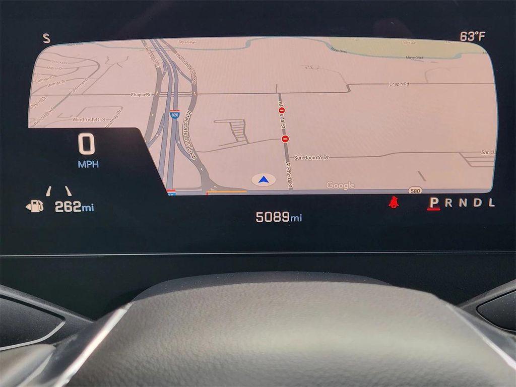 used 2025 Chevrolet Traverse car, priced at $37,900