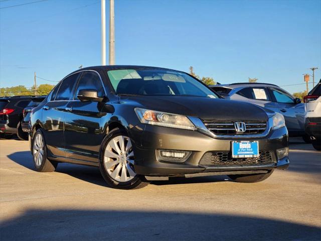 used 2015 Honda Accord car, priced at $15,900