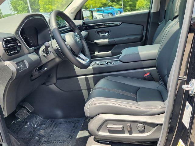 new 2025 Honda Pilot car, priced at $46,950