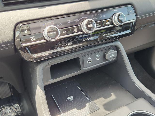 new 2025 Honda Pilot car, priced at $46,950