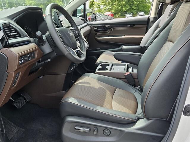 new 2025 Honda Odyssey car