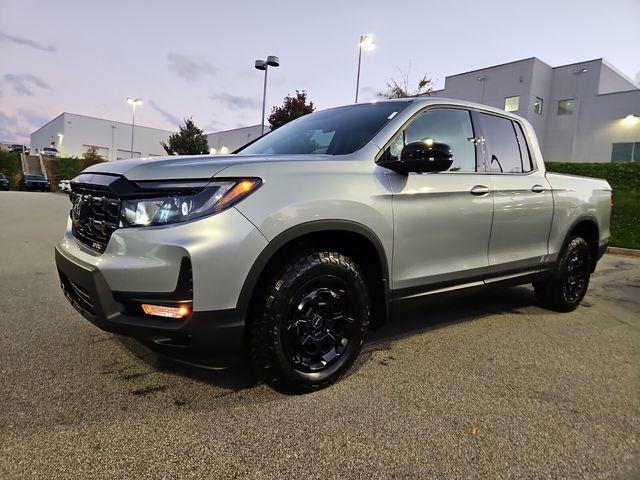 new 2025 Honda Ridgeline car, priced at $42,584