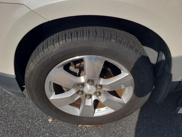 used 2014 Chevrolet Traverse car, priced at $12,997