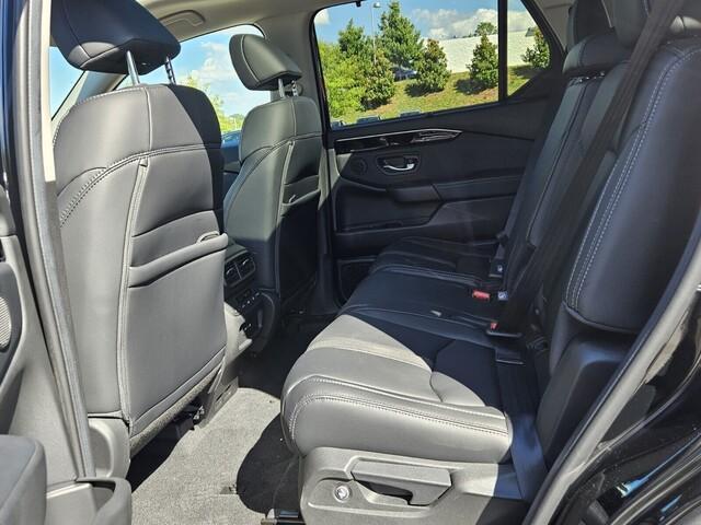new 2025 Honda Pilot car, priced at $48,670
