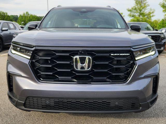 new 2025 Honda Pilot car, priced at $54,030