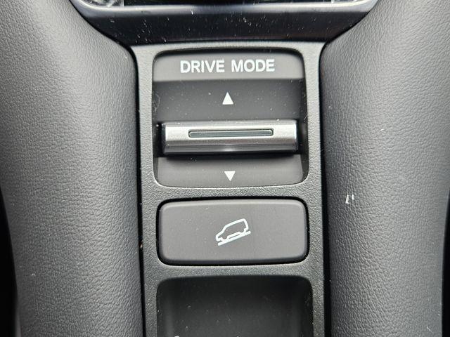 new 2025 Honda HR-V car, priced at $25,728