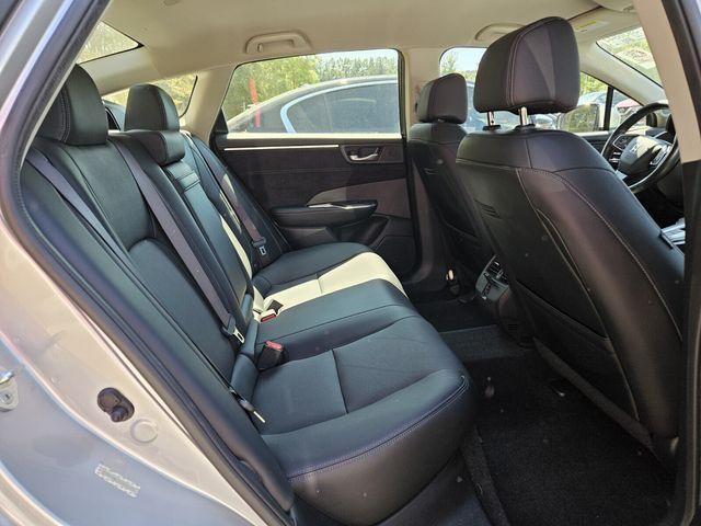 used 2018 Honda Clarity Plug-In Hybrid car, priced at $18,707