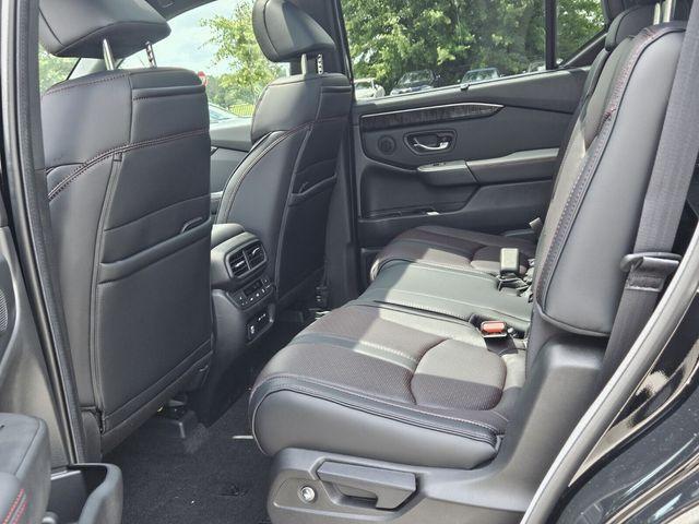 new 2025 Honda Pilot car, priced at $54,030