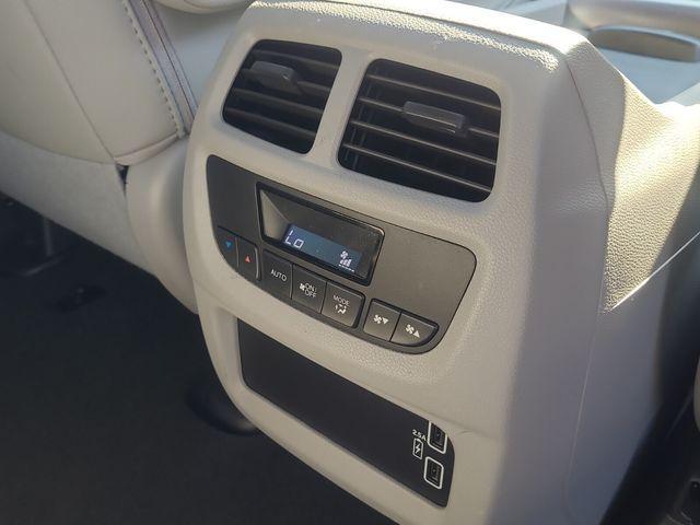 used 2021 Honda Pilot car, priced at $30,793