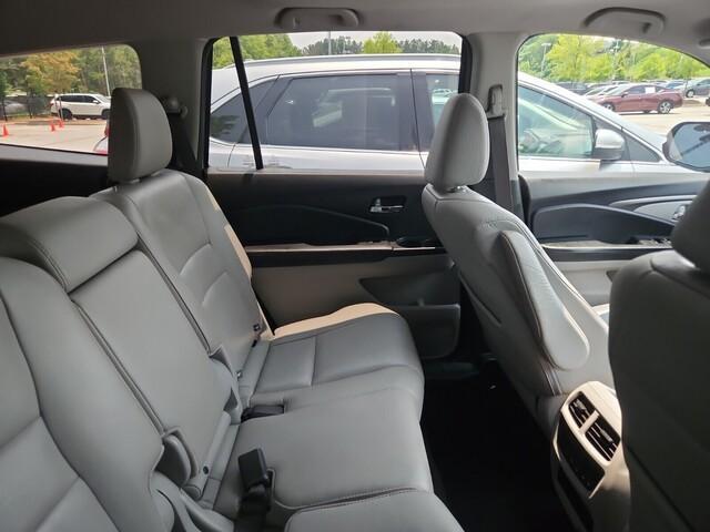 used 2018 Honda Pilot car, priced at $20,301