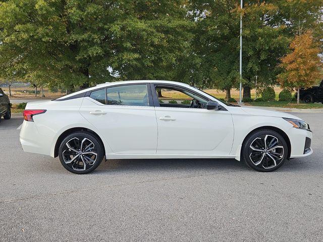 used 2023 Nissan Altima car, priced at $23,498