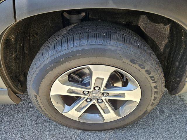 used 2024 Honda Pilot car, priced at $37,550