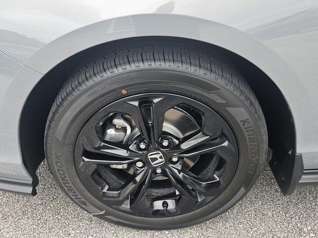 new 2025 Honda Accord car, priced at $31,136