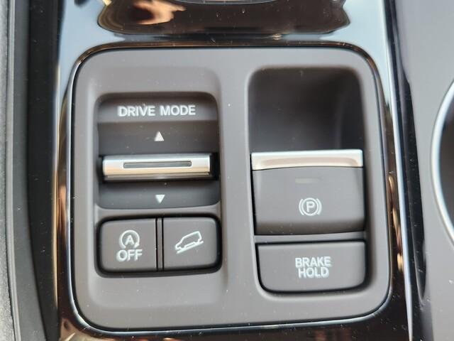 new 2025 Honda Pilot car, priced at $43,405