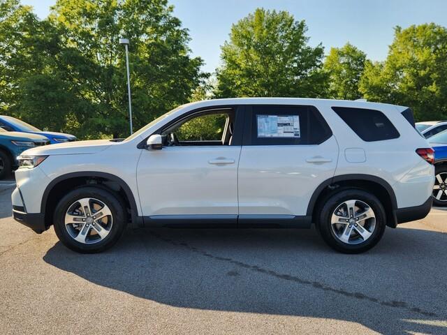 new 2025 Honda Pilot car, priced at $43,405