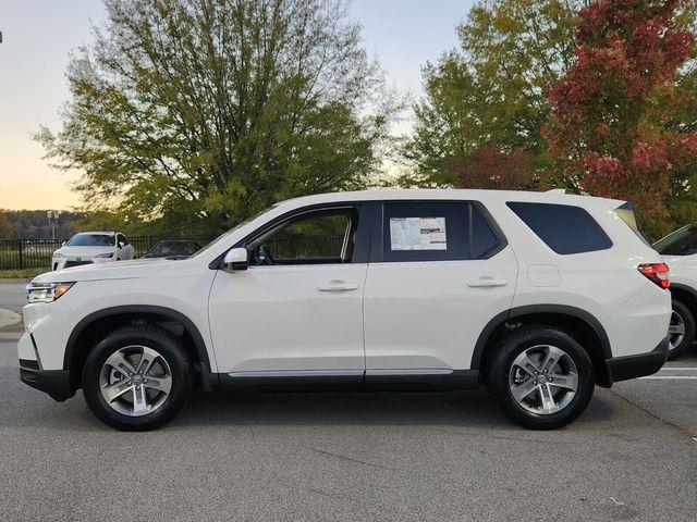 new 2025 Honda Pilot car, priced at $43,350