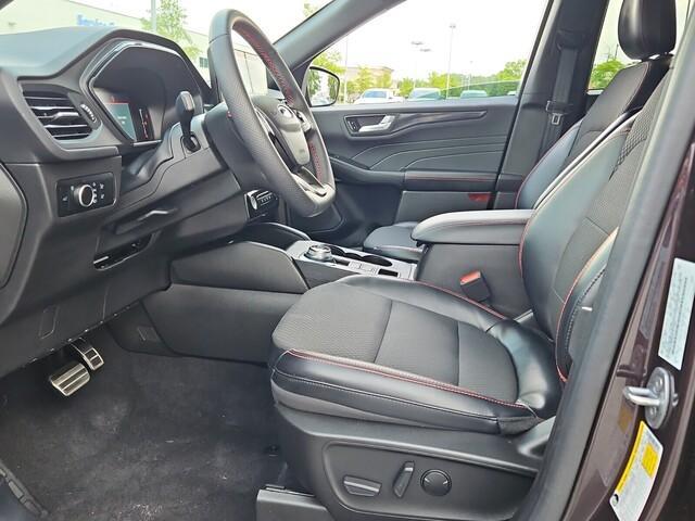 used 2023 Ford Escape car, priced at $22,276