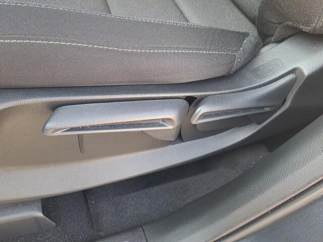 used 2025 Honda CR-V car, priced at $26,804