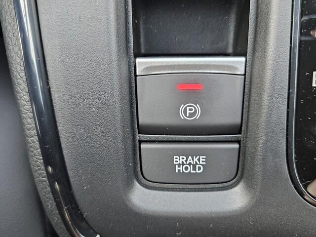 new 2025 Honda CR-V Hybrid car, priced at $38,300