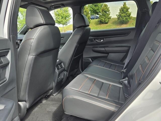 new 2025 Honda CR-V Hybrid car, priced at $38,300