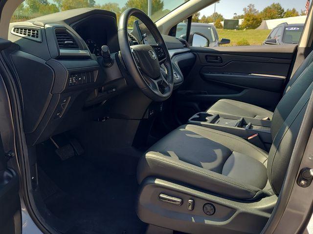 used 2025 Honda Odyssey car, priced at $40,549