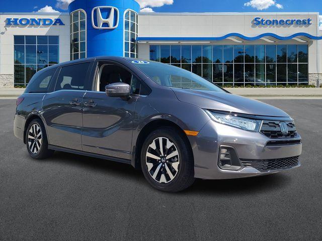 used 2025 Honda Odyssey car, priced at $40,549
