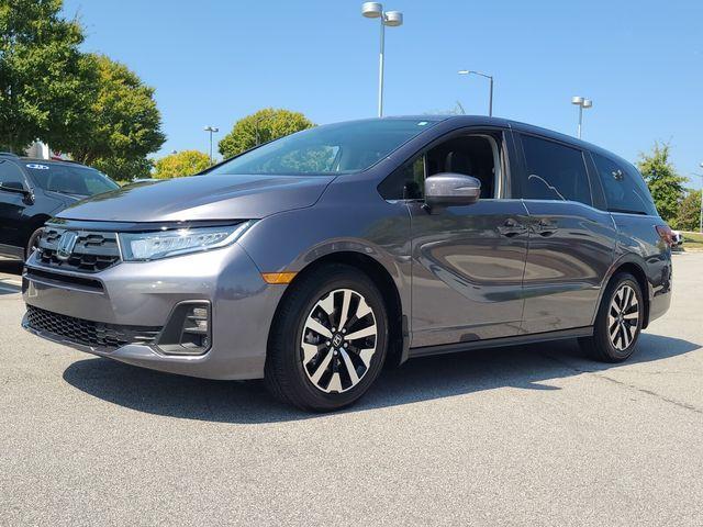 used 2025 Honda Odyssey car, priced at $40,549