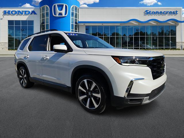 used 2025 Honda Pilot car, priced at $48,209