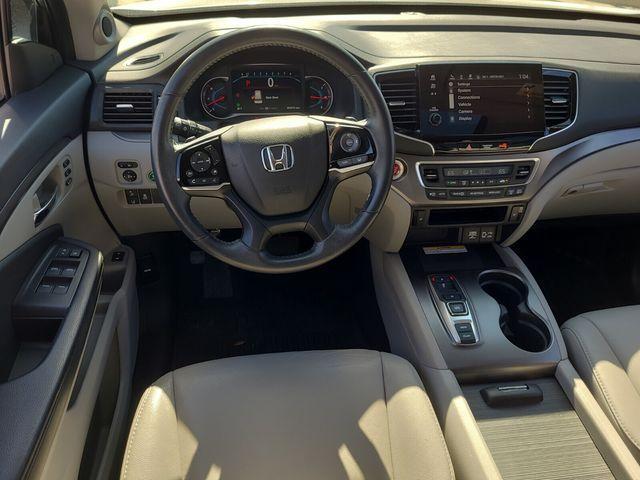 used 2022 Honda Pilot car, priced at $32,384