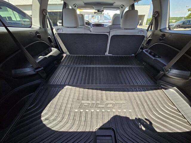used 2022 Honda Pilot car, priced at $32,799
