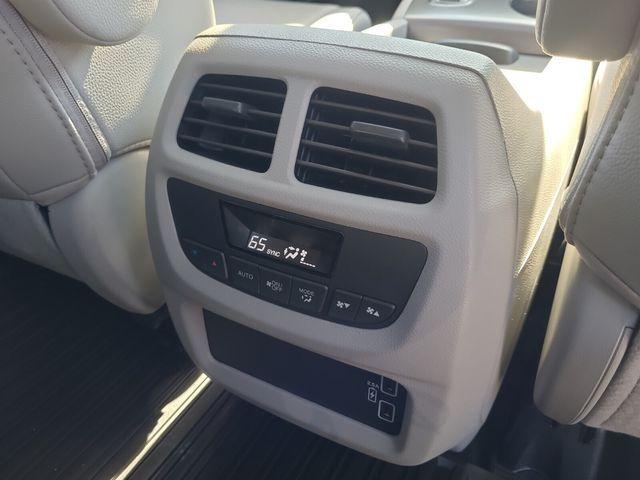 used 2022 Honda Pilot car, priced at $32,384