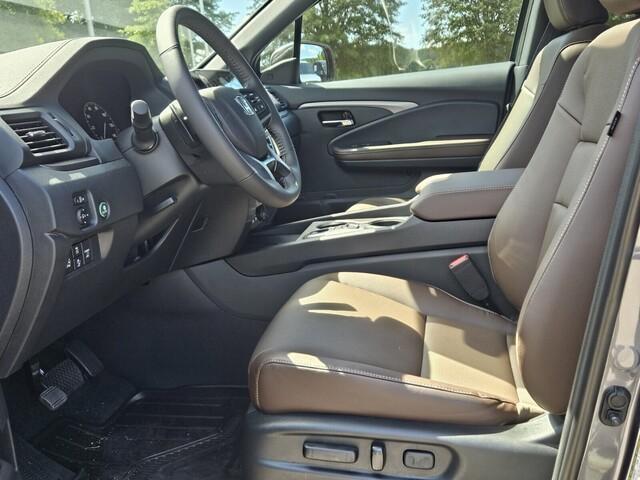 new 2025 Honda Ridgeline car, priced at $42,930