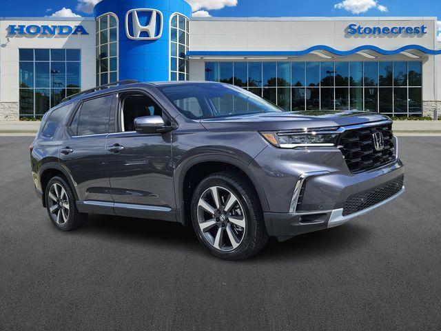 new 2025 Honda Pilot car, priced at $46,950