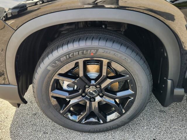 new 2025 Honda Pilot car, priced at $48,850