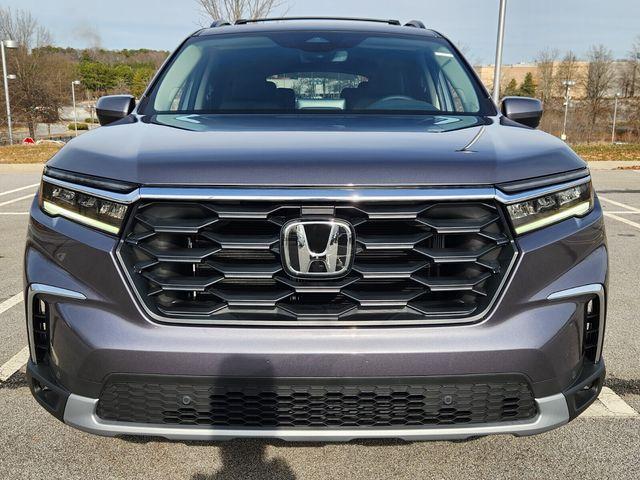 new 2025 Honda Pilot car, priced at $46,688