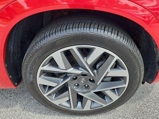 used 2022 Hyundai Santa Fe car, priced at $25,750