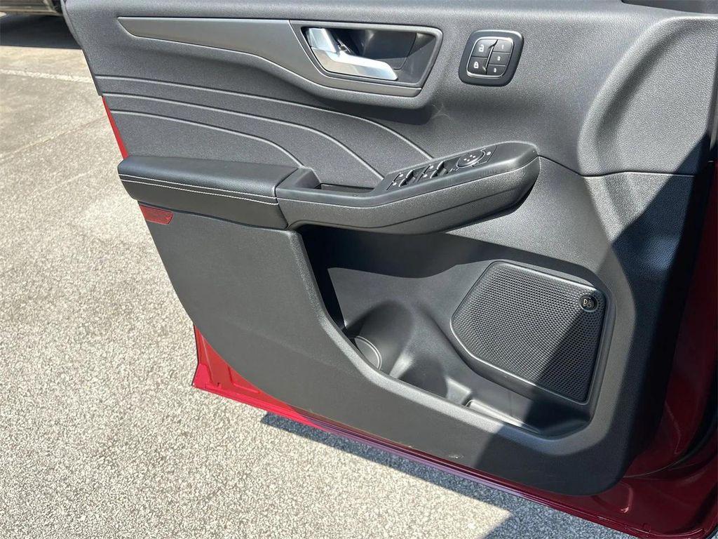 new 2025 Ford Escape car, priced at $32,220