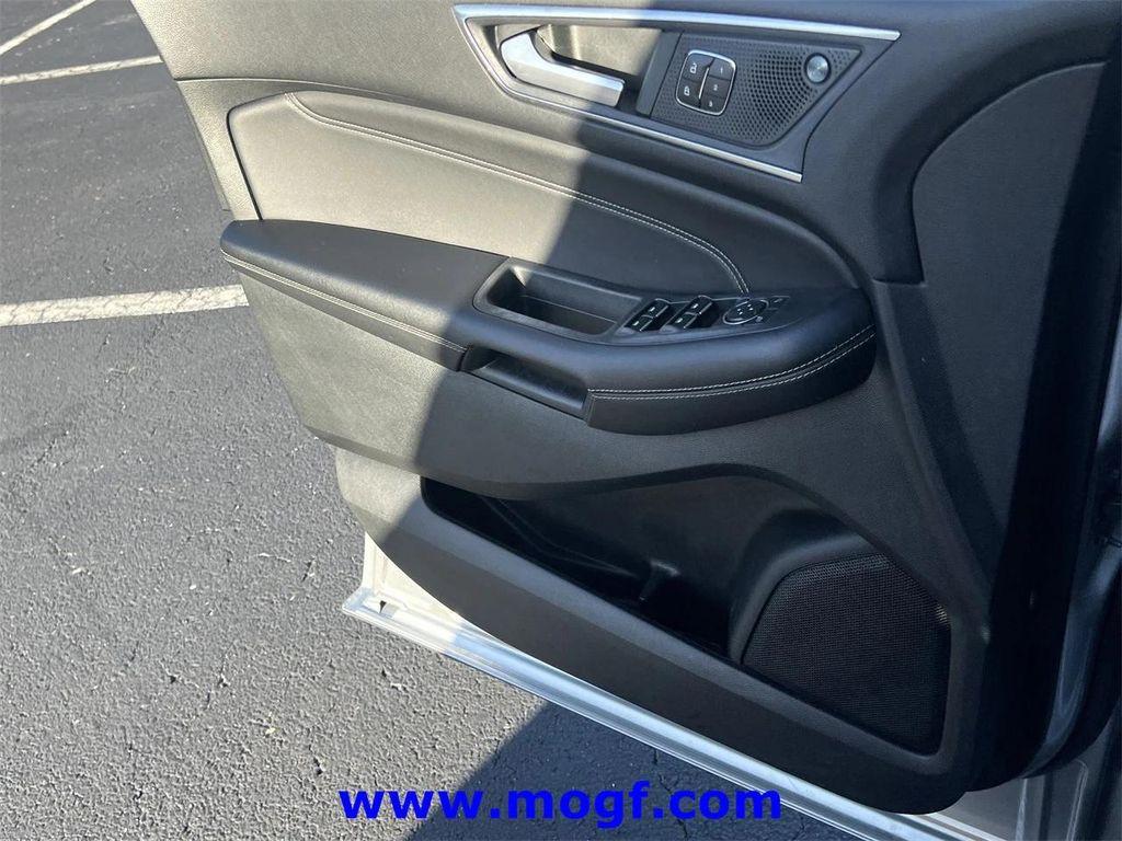 used 2022 Ford Edge car, priced at $21,495