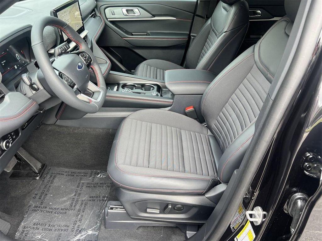 new 2025 Ford Explorer car, priced at $45,303