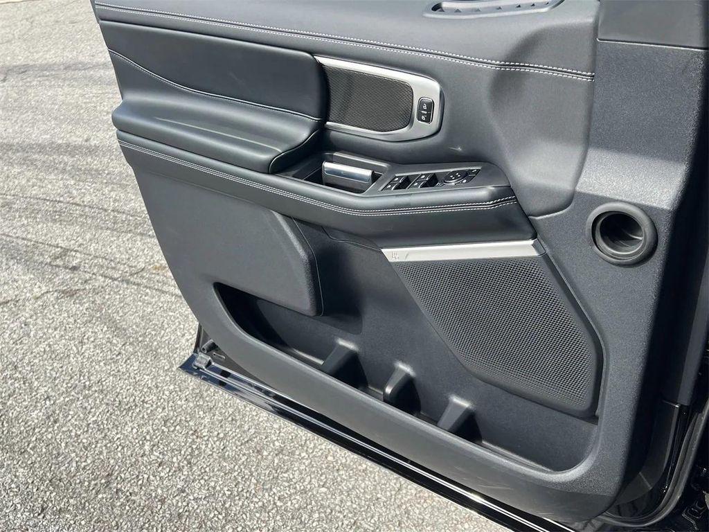 new 2025 Ford Expedition Max car, priced at $84,978