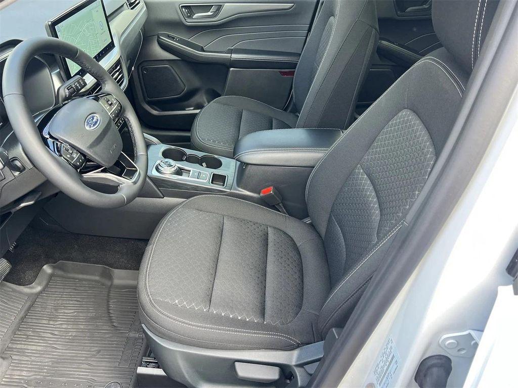 new 2025 Ford Escape car, priced at $30,600