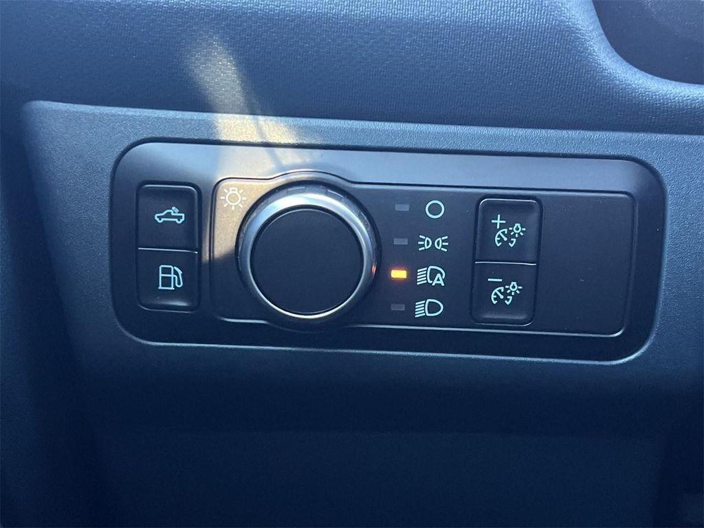 new 2025 Ford Maverick car, priced at $28,978