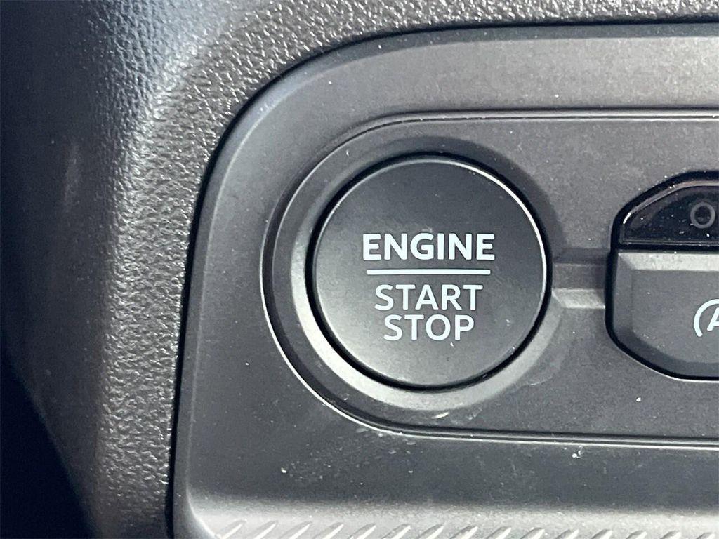 new 2025 Ford Bronco Sport car, priced at $39,922