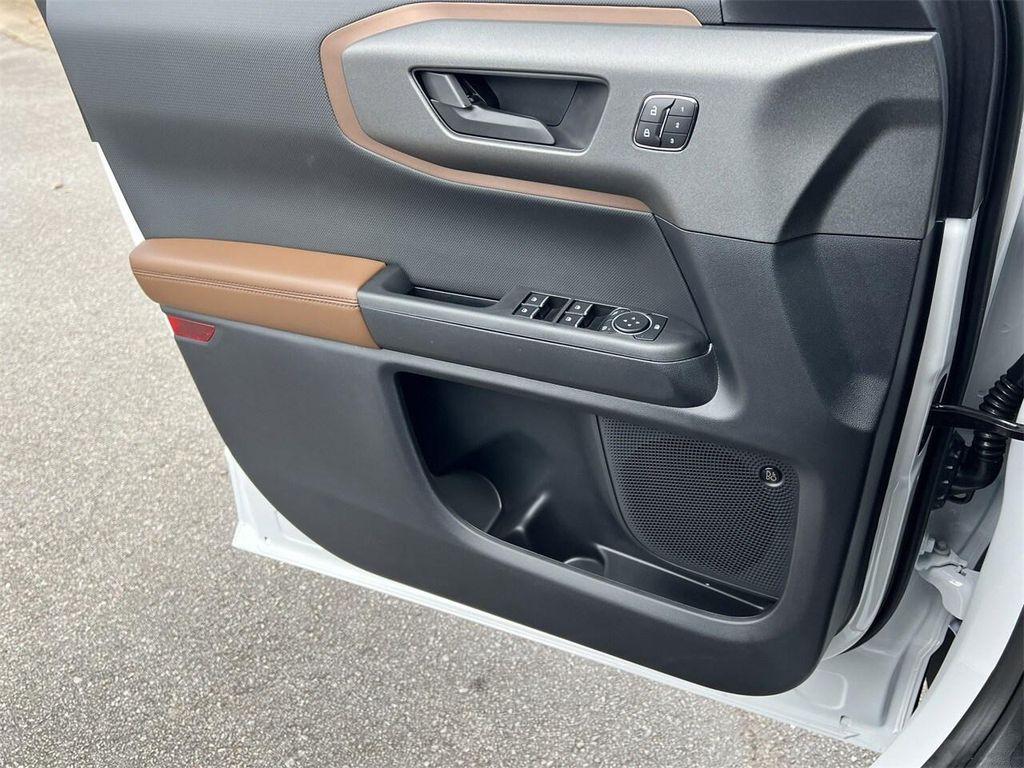 new 2025 Ford Bronco Sport car, priced at $39,922