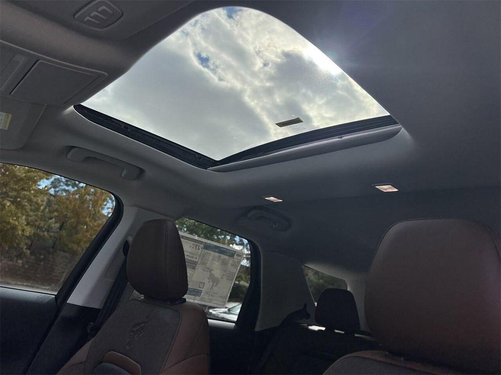 new 2025 Ford Bronco Sport car, priced at $39,922